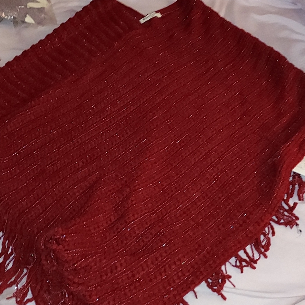 RIAH FASHIONS LOS ANGELES RED with metallic thread